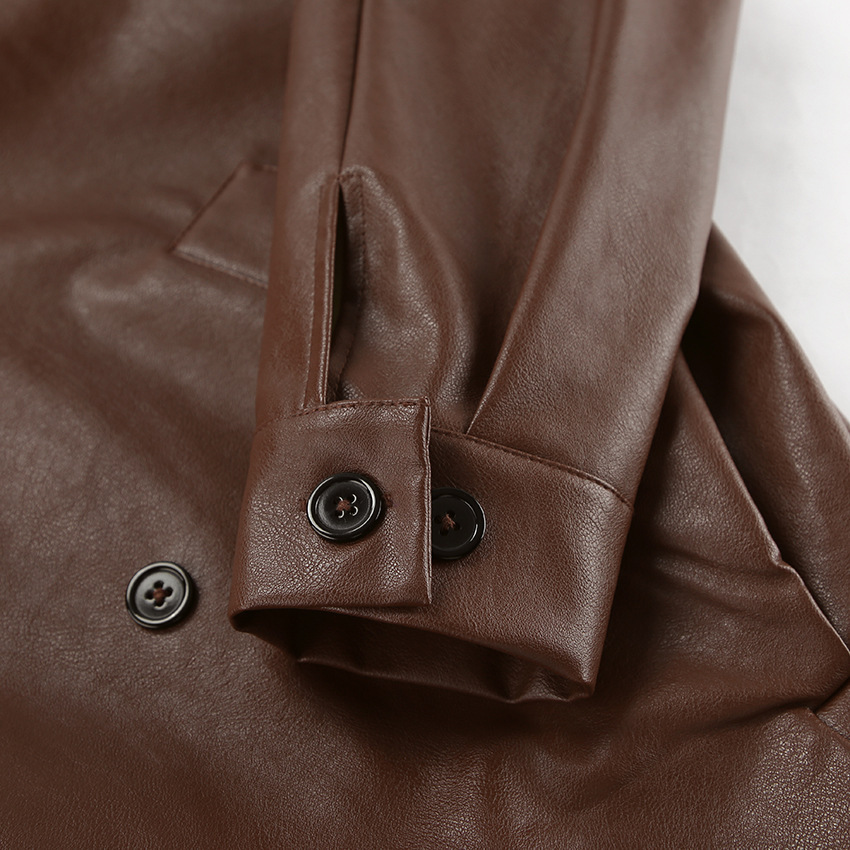 Loose-fitting leather coat with a suit collar