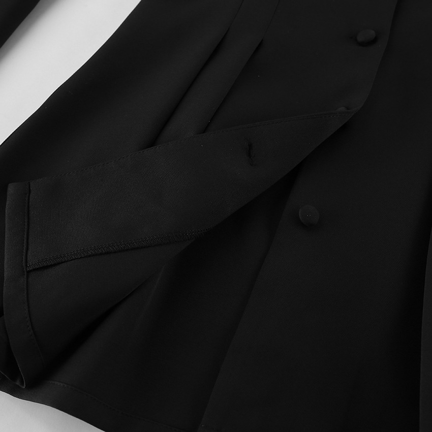 Black Waist-Cinched V-Neck Blazer