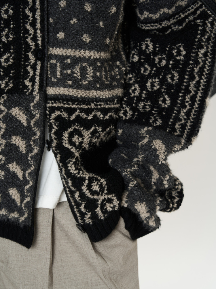 Thick wool knitted cardigan