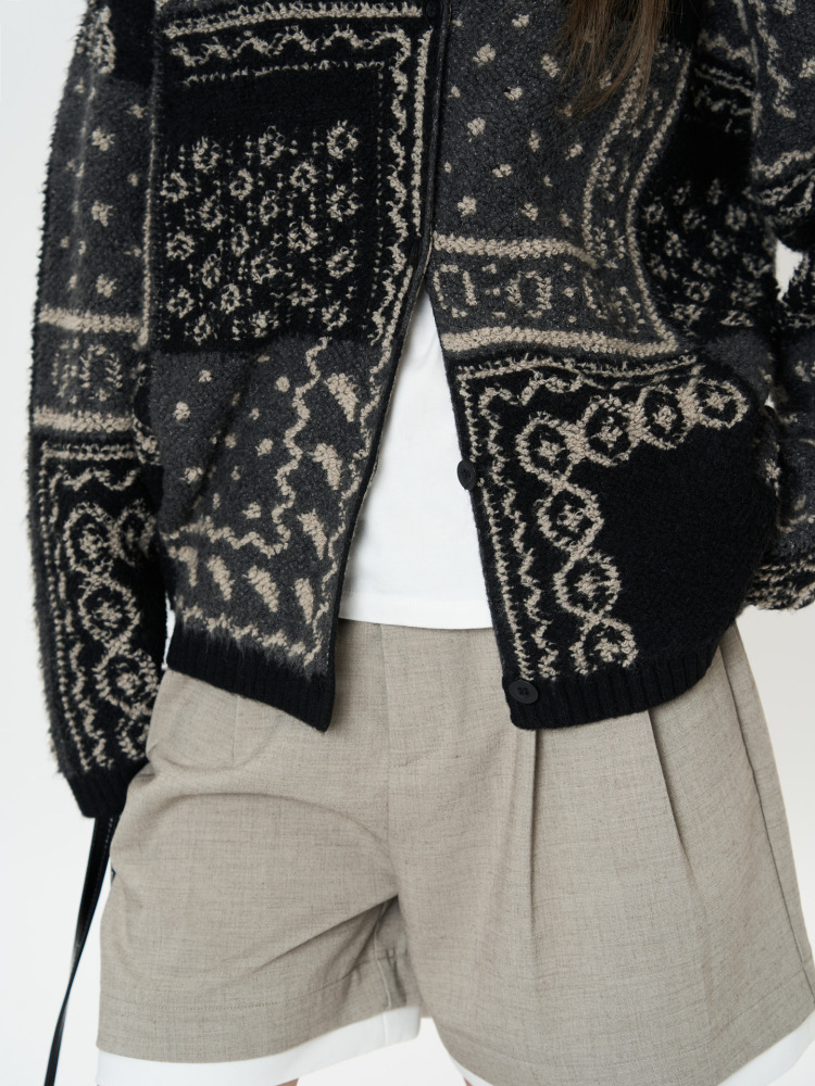 Thick wool knitted cardigan
