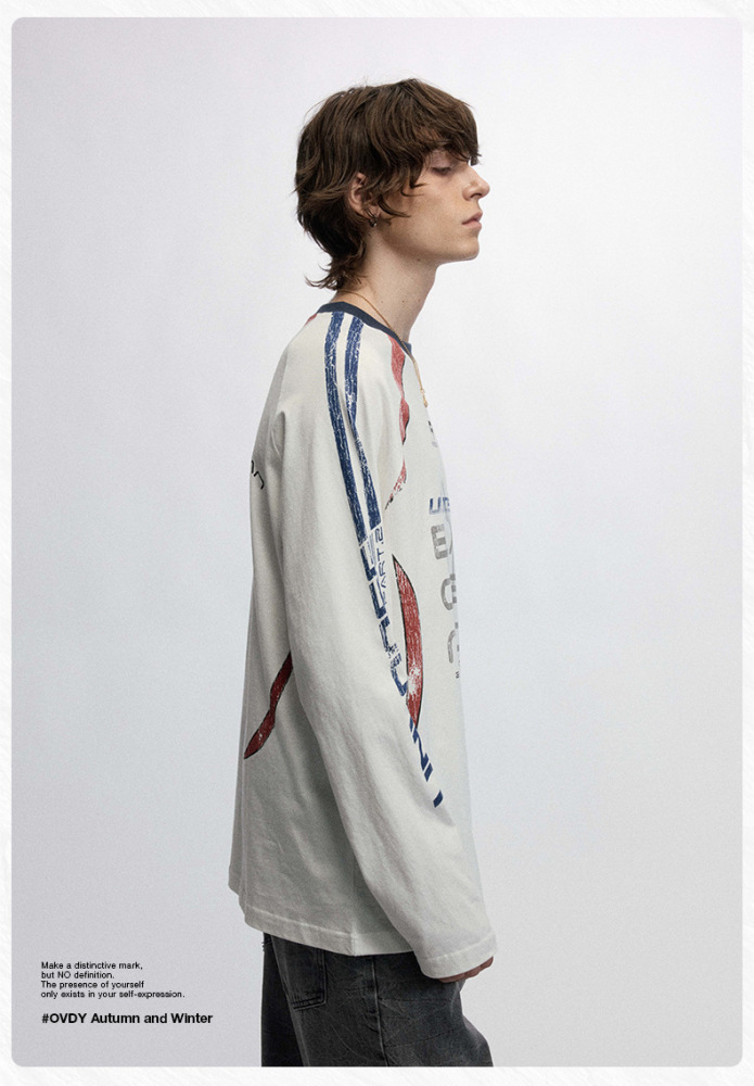 Interior long sleeved top