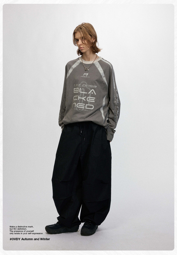 Interior long sleeved top