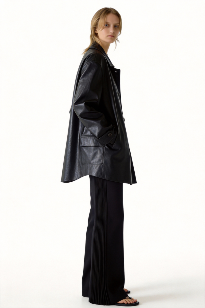 High-end style blazer with a turned-down collar