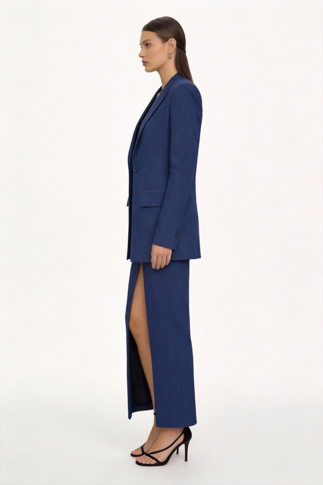 Fashionable suit