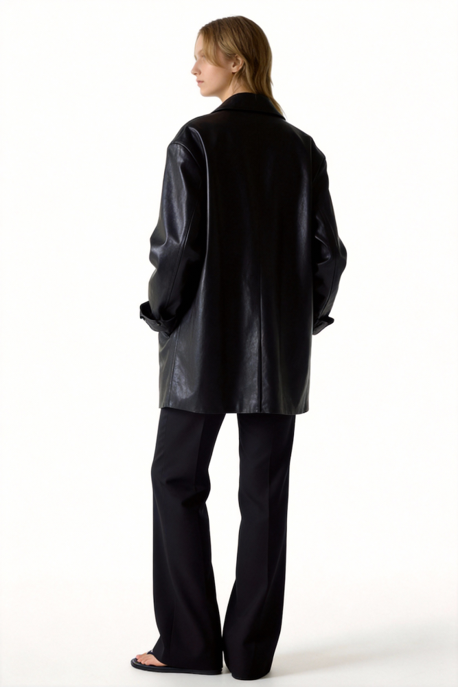 High-end style blazer with a turned-down collar