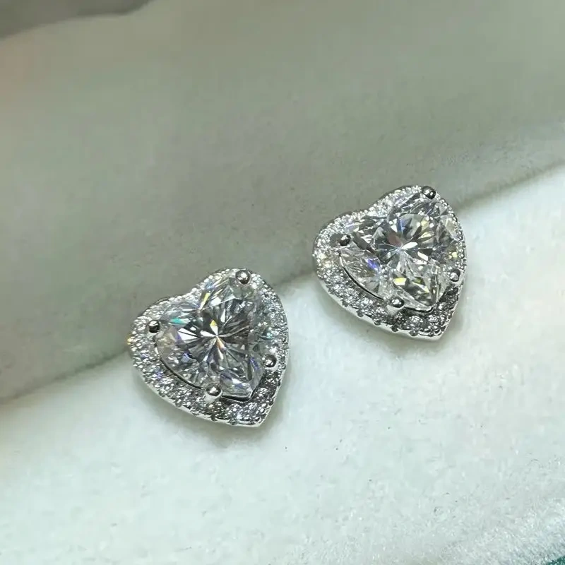 ShanLover Brand 1.2ct Heart Shaped Moissanite Diamond Stud Earrings S925 Sterling Silver Fashionable Classic Earrings For Women