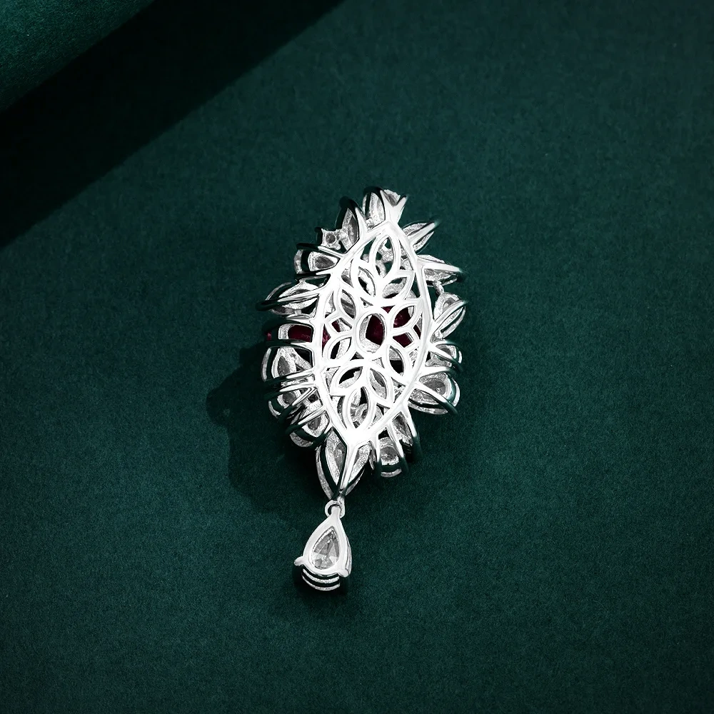 Winkin Winsin New Style S925 Silver 2ct Heart Shape Cultured Ruby 8*8 Light Luxury Niche Design Pendant For Women