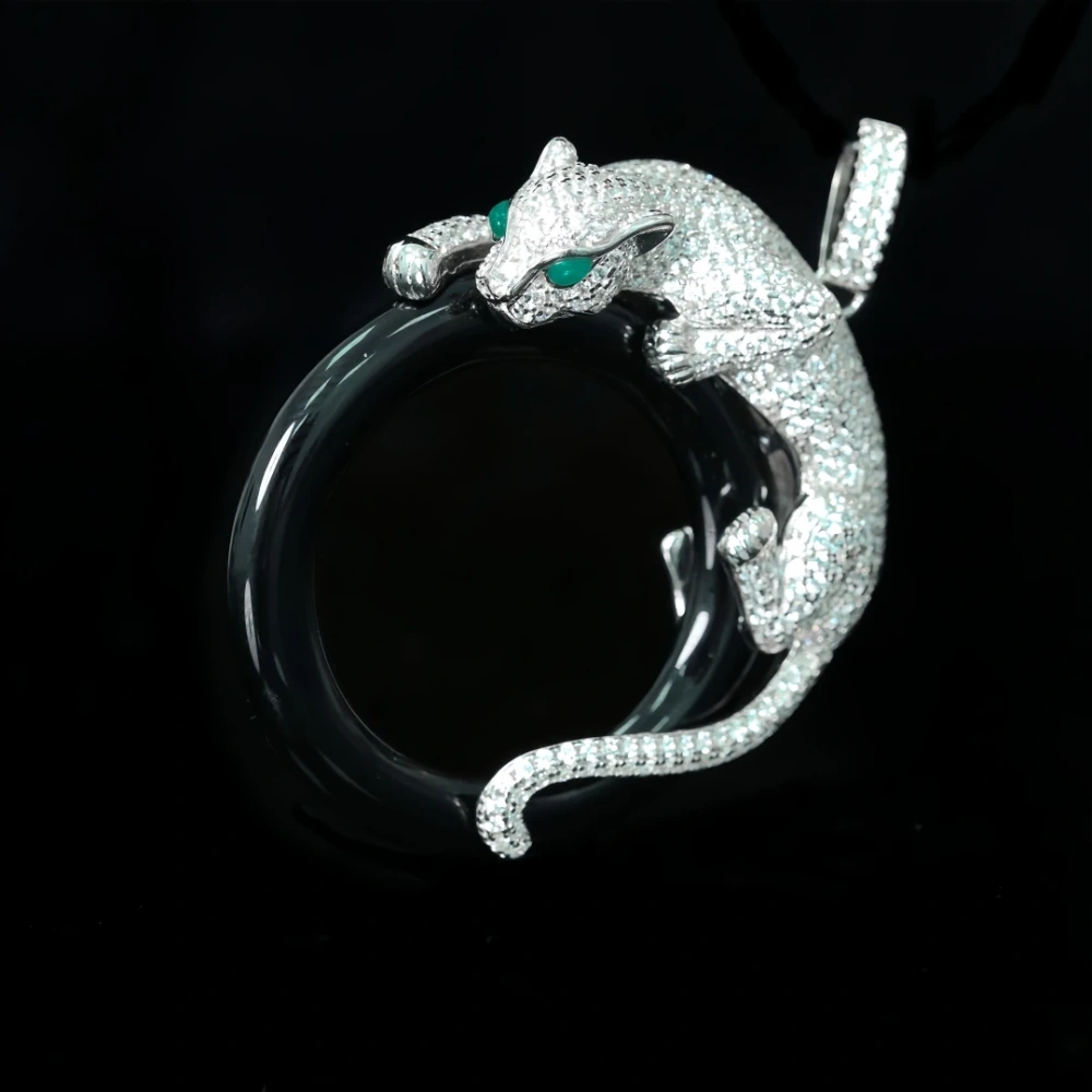 WINKIN WINSIN Brand Carbon Diamond Cheetah Enamel Gemstones Women Leopard Pendant 925 Sterling Silver Necklace Pendants Jewelry