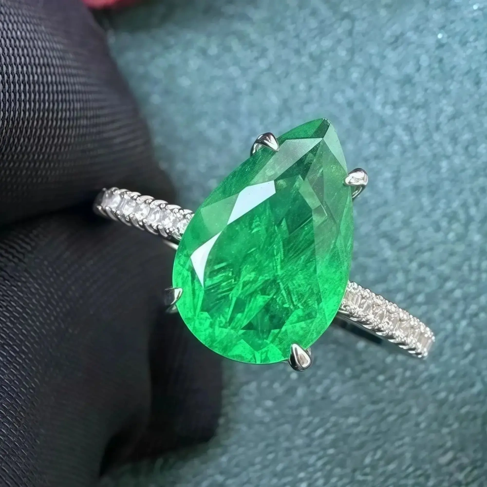 WINKIN WINSIN Brand MST 925 Sterling Silver 2.4ct Emerald Lab Grown Gemstones High Carbon Diamond Water Drop Rings Fine Jewelry