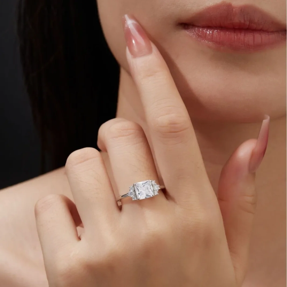 Veeie Veein Luxury Brand S925 Sterling Silver Main Stone MoissaniteGRA Certificate Ring For  Woman'S Engagement Banquet