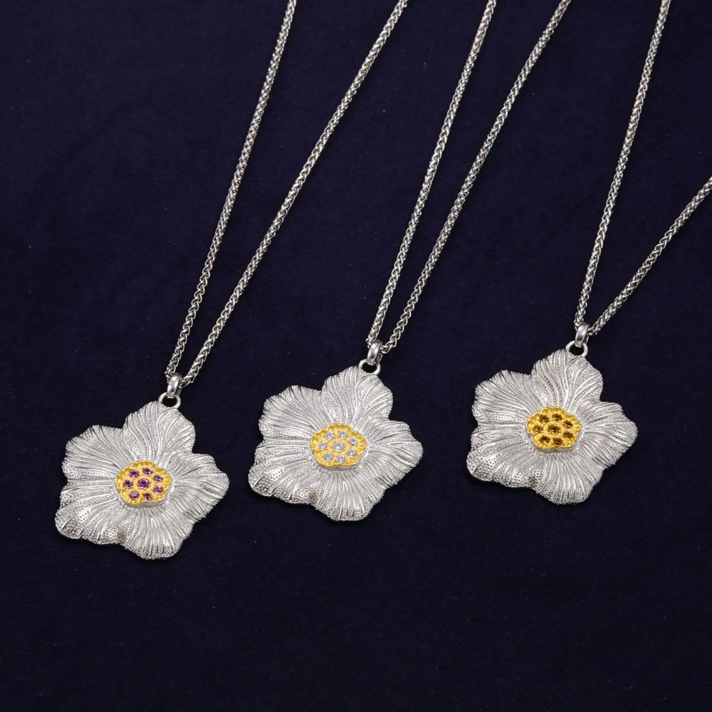 Mushan Luxury Brand 18K Gold Plated Brushed Gardenia Flower Necklace 925 Sterling Silver Zircon Pendant Necklaces Fine Jewelry
