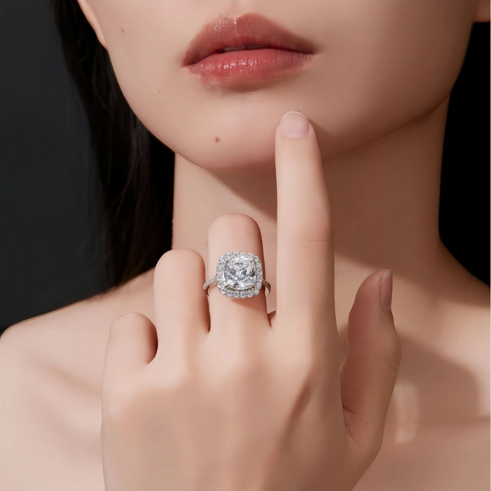 Veeie Veein Luxury Brand S925 Sterling Silver Inlaid Moissanite Ring Female Four Claw 5 Grams GRA Certificate Ring Jewelry