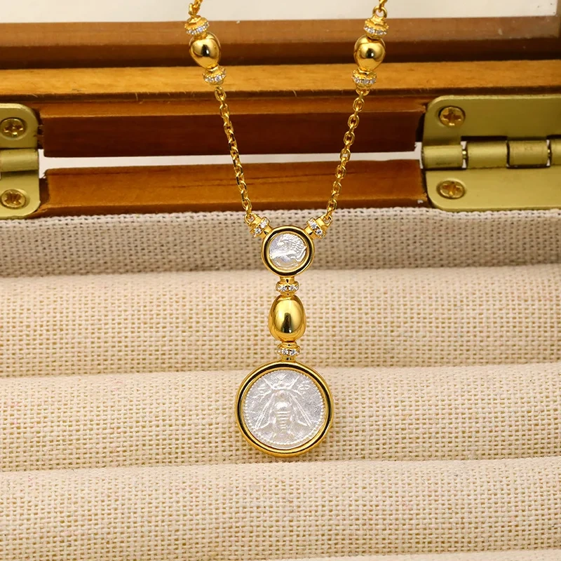 Mushan Luxury Brand 925 Silver Gold Plated Double Coin Necklace With Retro Lion And Bee Design Women Necklace Jewelry