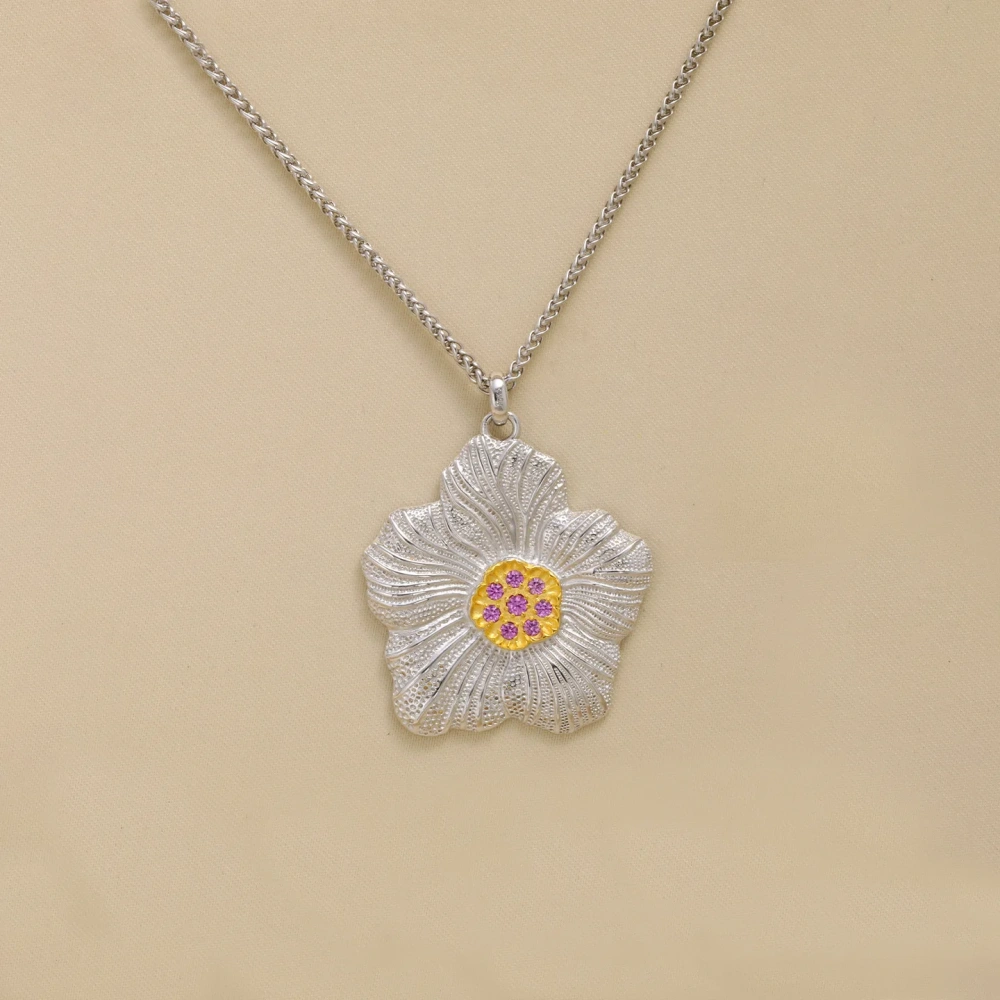 Mushan Luxury Brand 18K Gold Plated Brushed Gardenia Flower Necklace 925 Sterling Silver Zircon Pendant Necklaces Fine Jewelry