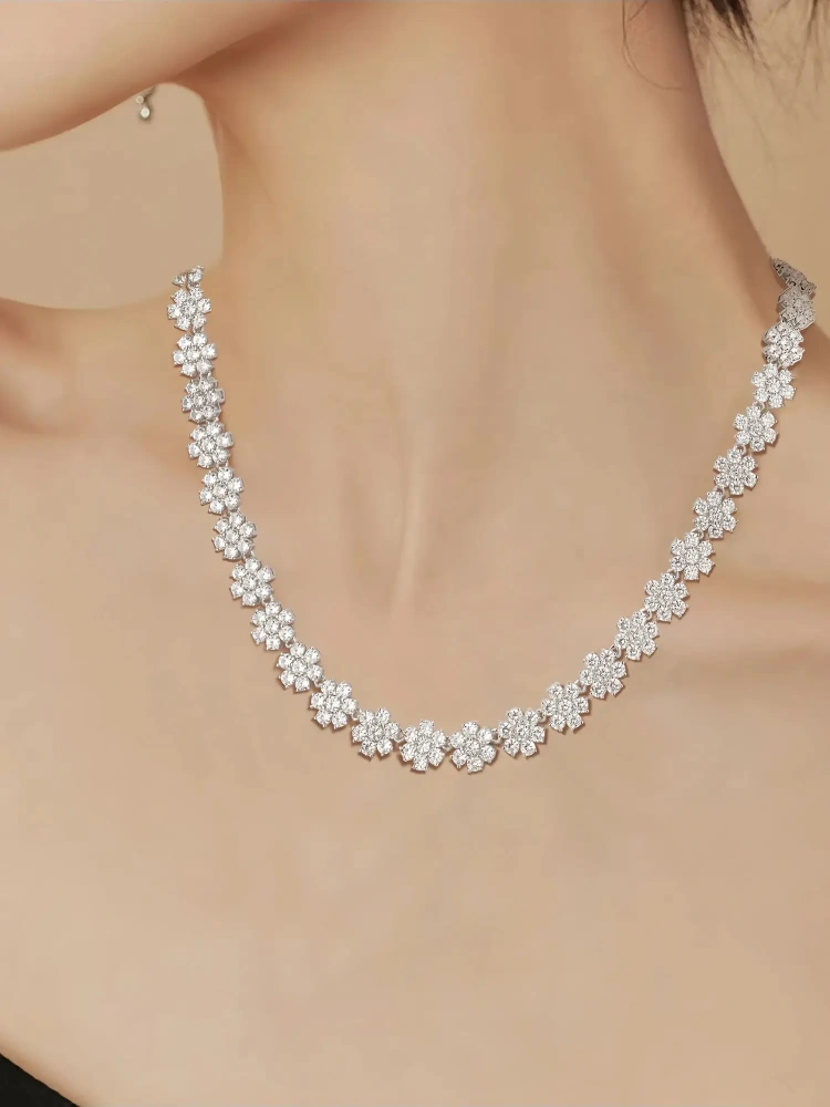 Veeie Veein Luxury Brand S925 Sterling Silver Moissanite Necklace Sunflower Accessory Is Fashionable Versatile Fashion Jewelry