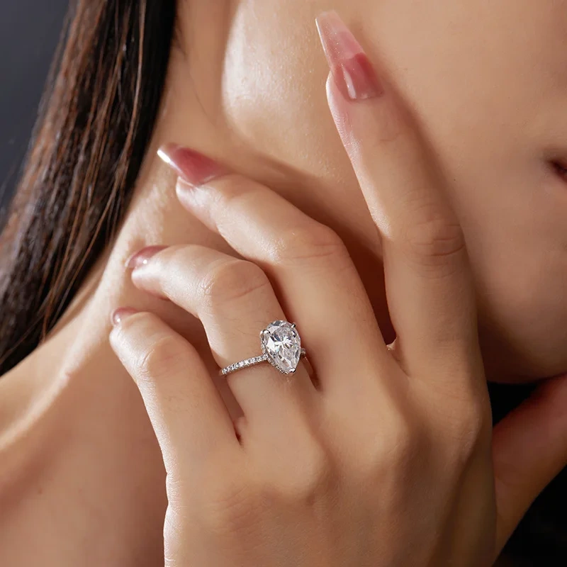 Veeie Veein Luxury Brand S925 Sterling Silver Ring 4-Carat Moissanite GRA Certificate Ring In An Irregular Teardrop Shape