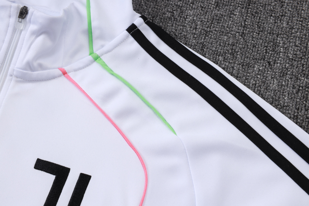 Juventus Training Kit (Sweatshirt+Pants) White 2025/26
