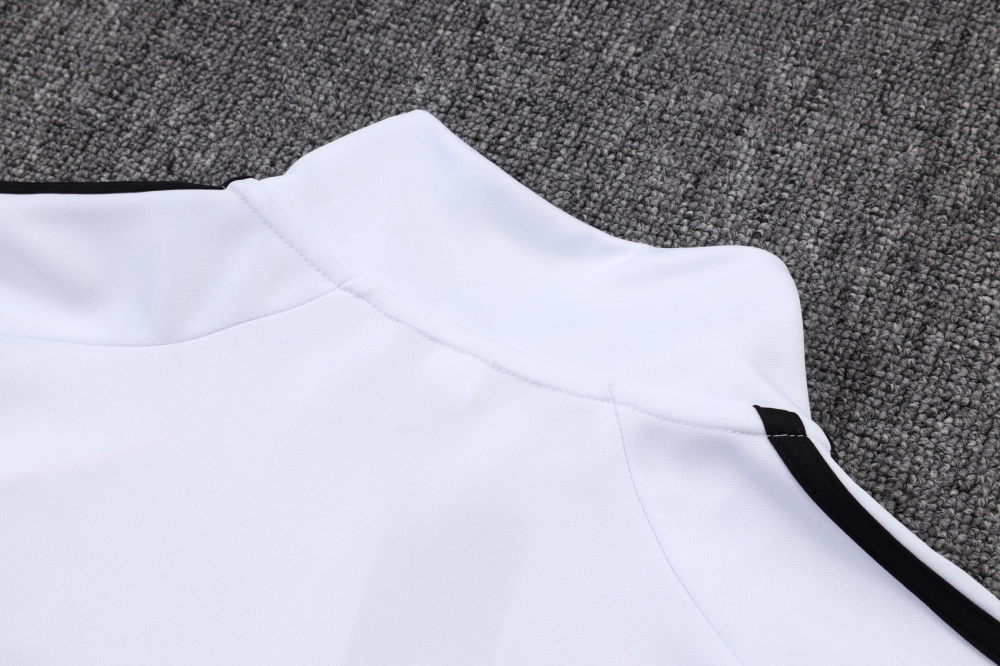 Juventus Training Kit (Jacket+Pants) White 2025/26