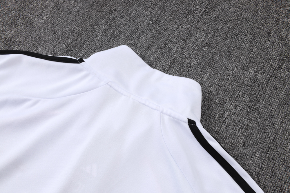 Juventus Training Kit (Sweatshirt+Pants) White 2025/26