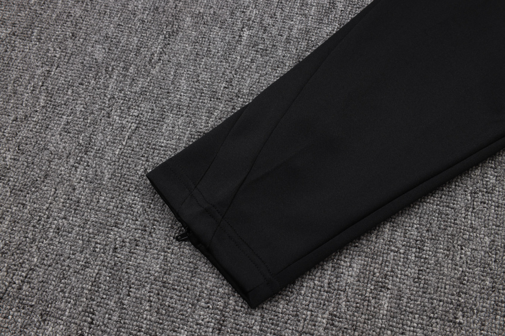 Juventus Training Kit (Jacket+Pants) White 2025/26