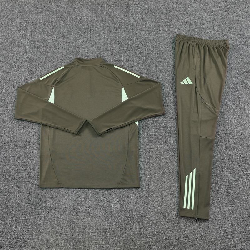 Real Madrid Training Kit (Sweatshirt+Pants) Brown 2025/26