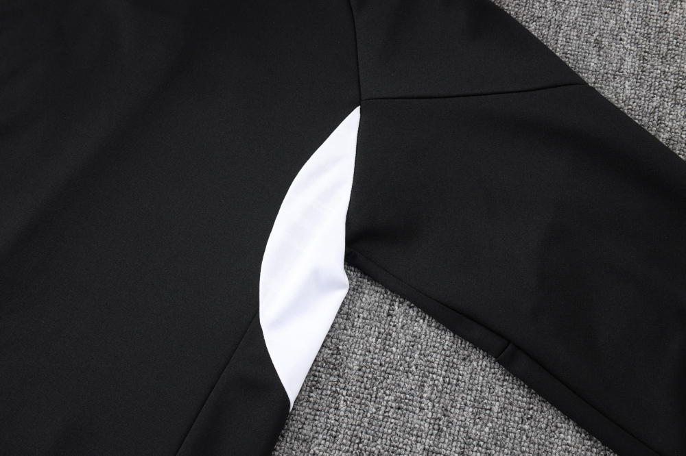 Liverpool Training Kit (Jacket+Pants) Black 2025/26