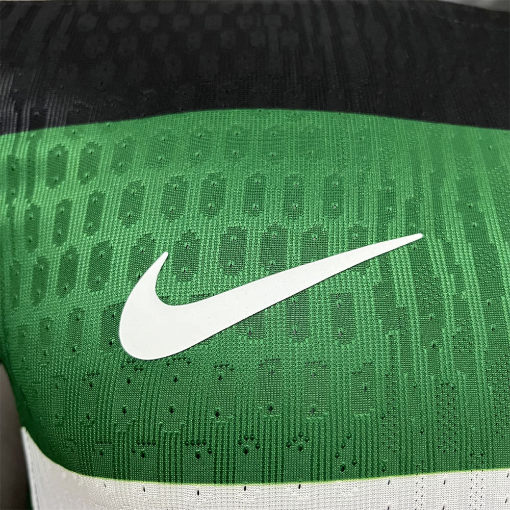 24/25 Sporting CP Home Jersey Player Version