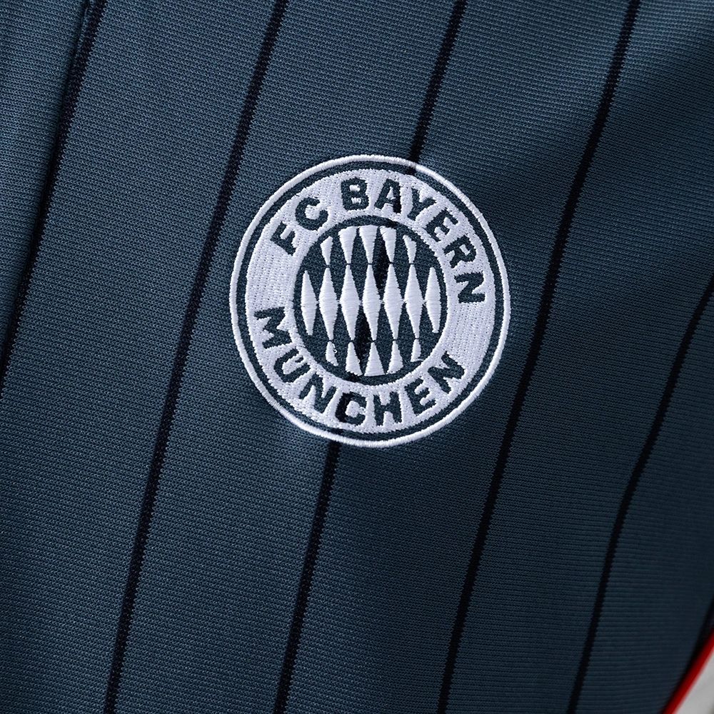 2025/26 Bayern Munich US Pack Full-Button Baseball Brown jersey Fan version
