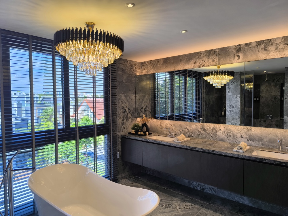 Radiant Reign Postmodern light luxury crystal chandelier living room villa round dining room chandelier bedroom study LED lamp