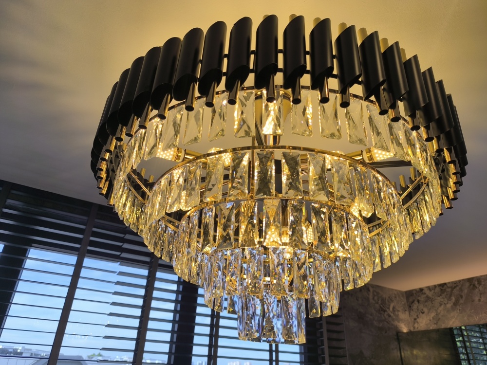Radiant Reign Postmodern light luxury crystal chandelier living room villa round dining room chandelier bedroom study LED lamp
