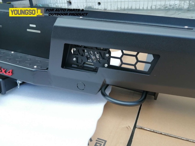 OEM Design Rear Bumper Bull Bar Car Rear Bumper Protector Guard Steel Rear Bull Bar for Hilux Revo Rocco Vigo Dmax
