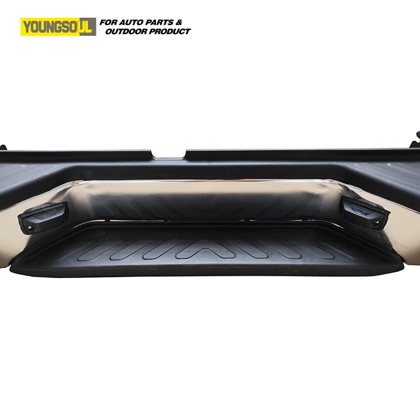Hot Selling Rear Bumper Step Bar Auto Accessories Refitting Plastic Black/Silver Rear Bumper for Navara 2014