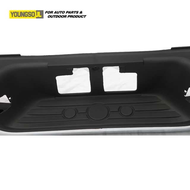 Factory Prices Wholesale Bumpers Parts Auto Back Rear Bumper Bar with High Quality Fit for Toyota Tundra