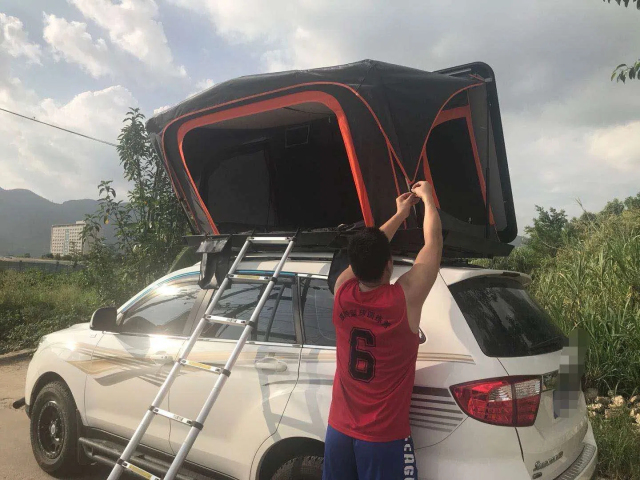 Youngsoul Quick Automatic Opening Camping Hiking Waterproof Aluminum Triangle Car Roof Top Tent