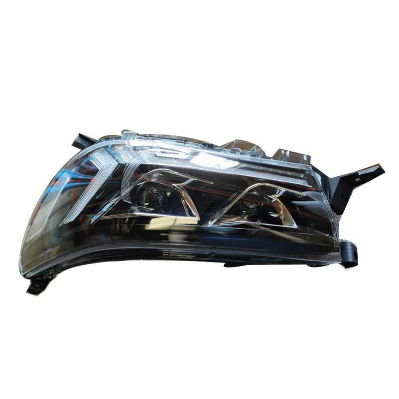Wholesale Auto Spare Parts New 12V LED Car Light Headlights for Hilux Revo Rocco Headlights Auto Car LED Lights