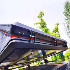 Youngsoul Camping Aluminum Wholesale 4 Person Rooftop Tents Vehicle Hard Shell Car Roof Top Tent