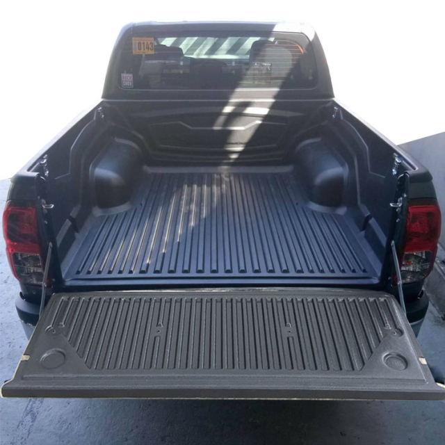 Factory Direct Sale Pickup Truck Bed Protector Bedliners Bed Liner for Toyota Hilux Revo Truck Accessories