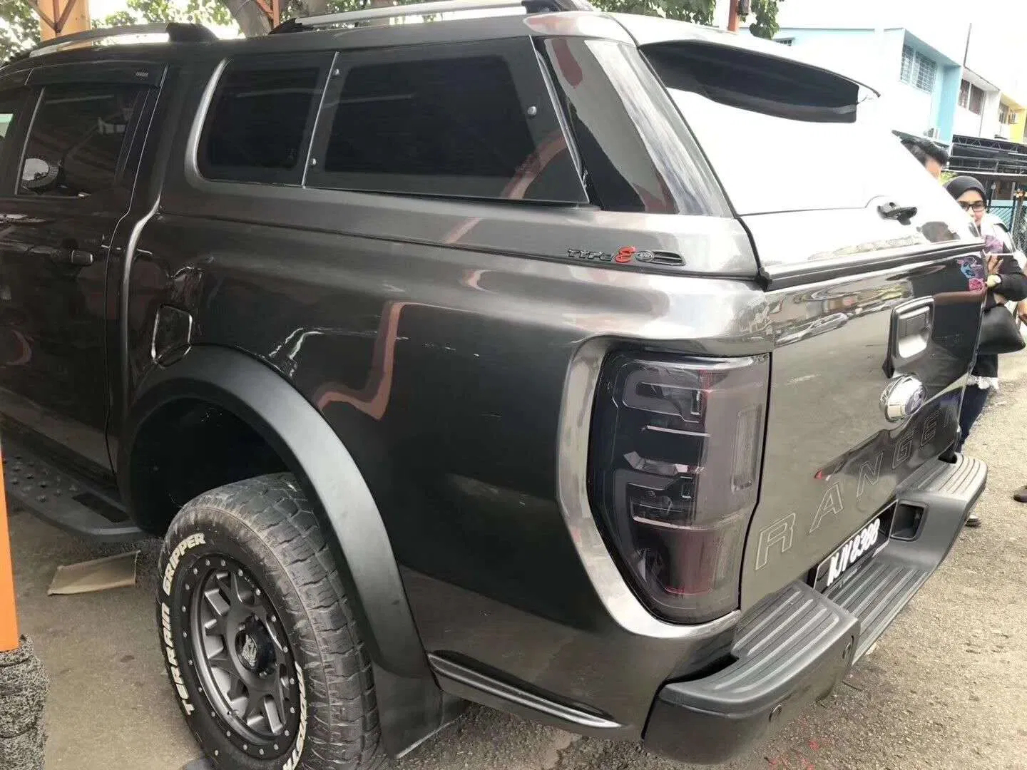 Professional Manufacturer 4X4 off Road Body Kit for Upgrade Ranger T6 Front Bumper Spare Accessories