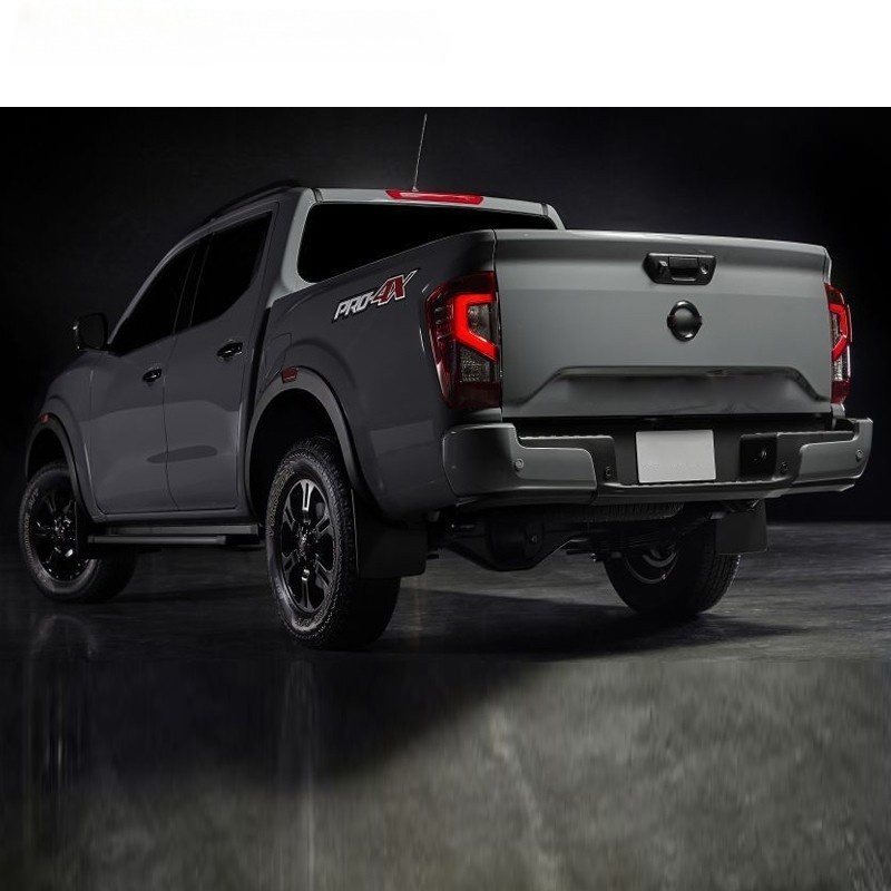 Perfect Fitment Car Accessories Front Bumpers Bodykit for Np300 Auto Spare Parts with Headlight