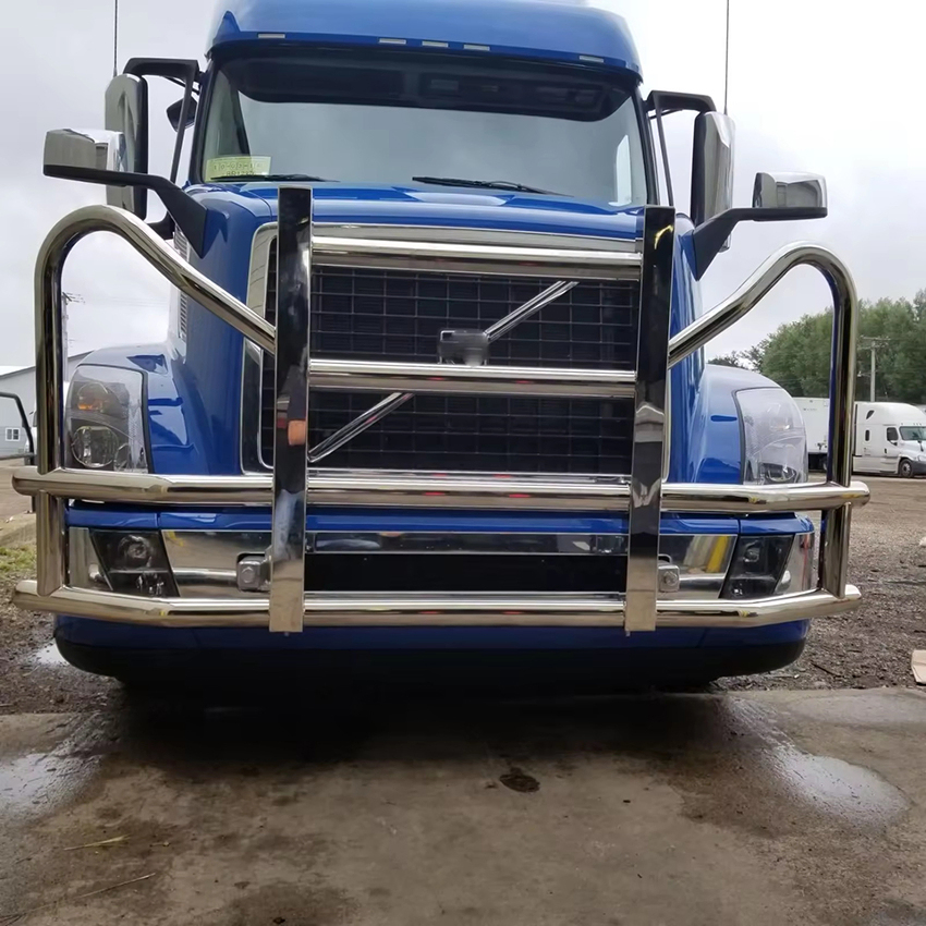 Semi Truck Parts Front Deer Grille Bumper Guard Grill Guard for Semi Truck Compatible for Kenworth T660 T680
