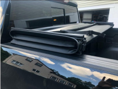 4X4 Truck Bed Cover Tonneau Cover Soft Tri-Fold Cover Truck Spare Accessories for Hilux Dmax Np300 Sliverado