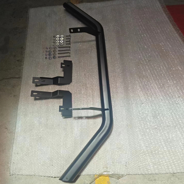 Pickup Steel Car Bull Bar Front Bumper for Toyota Hilux Land Cruiser LC200 Tacoma Tundra Fj Cruiser Mitsubishi L200
