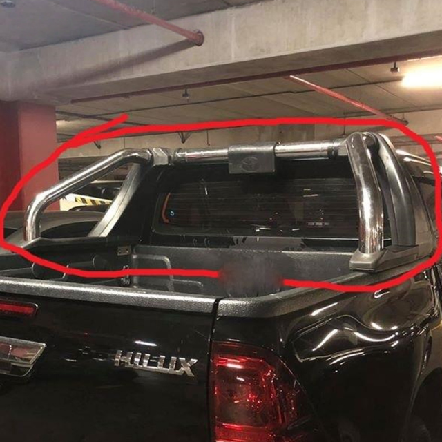 Hot Selling Sports Stainless Steel Rear Rollbar Truck Bed Roll Bar Universal for Mitsubishi Triton L200 Hilux Revo Navara Np300 Ranger Pickup