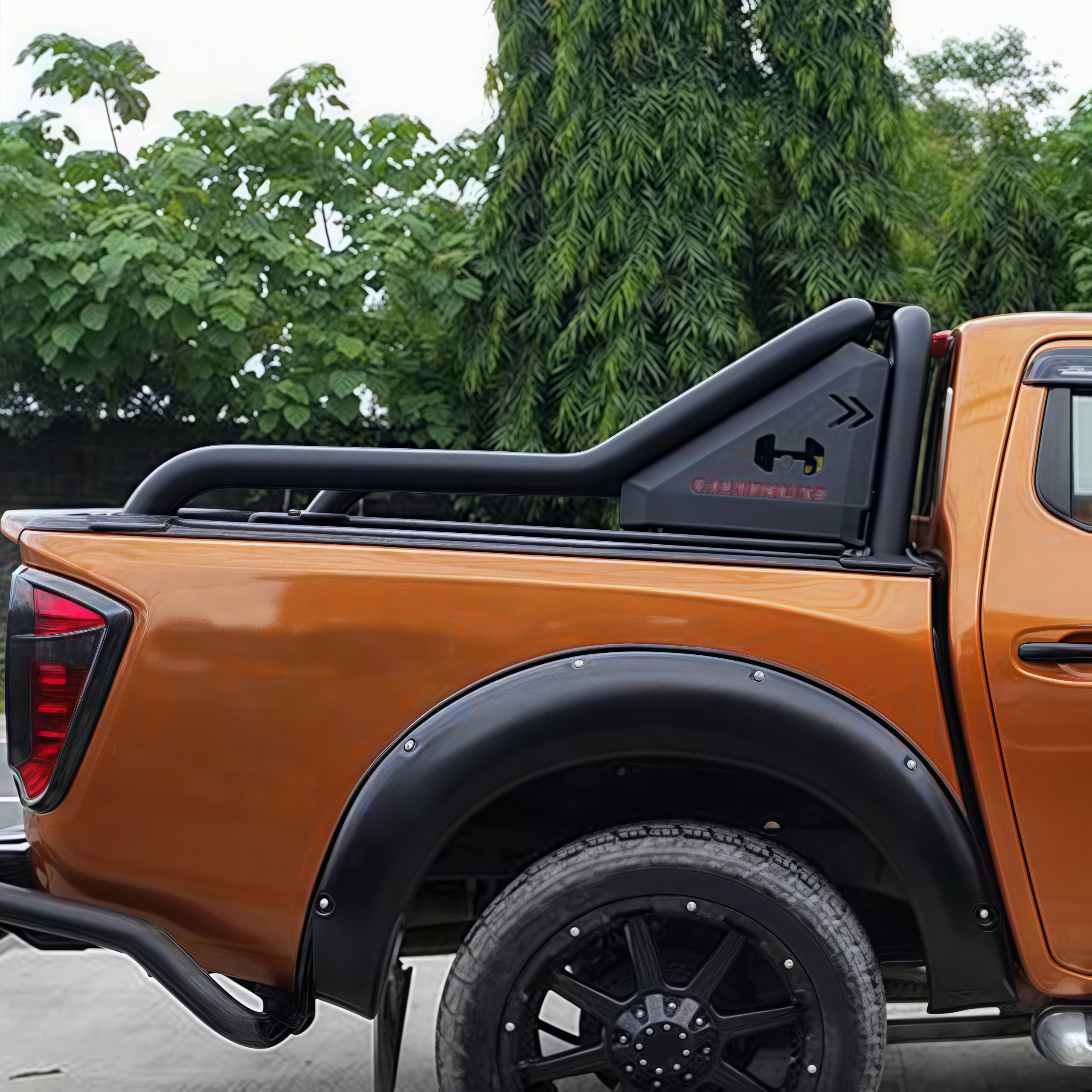 Hot Sale 4X4 Iron Steel Sport Anti Roll Bar for Mazda Bt-50 Volksagen Amarok Nissan Navara Np300 D40 Ford F150 Mitsubishi Triton L200 Tundra
