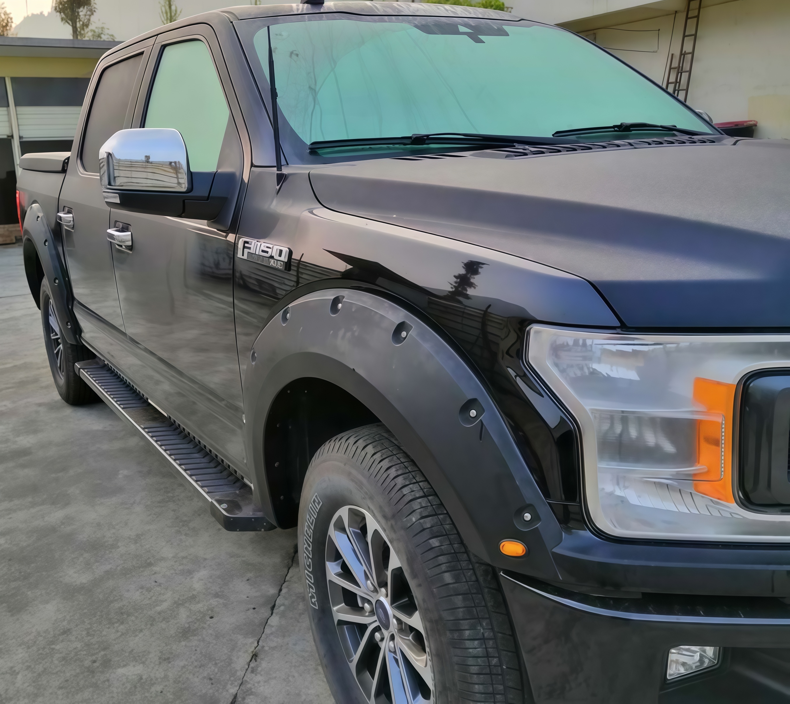Wholesaler High Quality Plastic Fender Flares Arch with LED Lights Wheel Flares 4X4 Offroad Car Accessories for F150 2018-2020