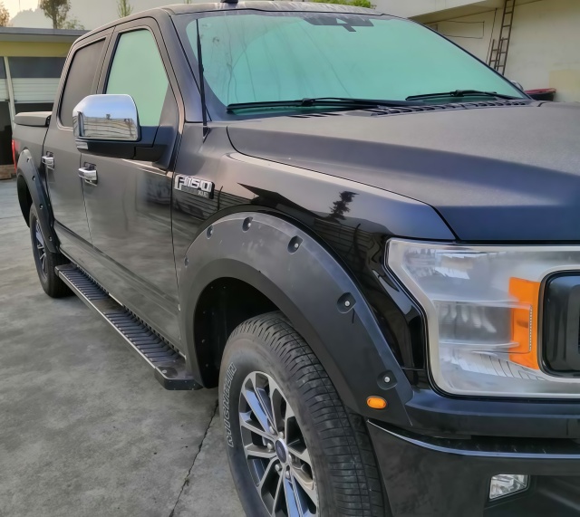 Wholesaler High Quality Plastic Fender Flares Arch with LED Lights Wheel Flares 4X4 Offroad Car Accessories for F150 2018-2020