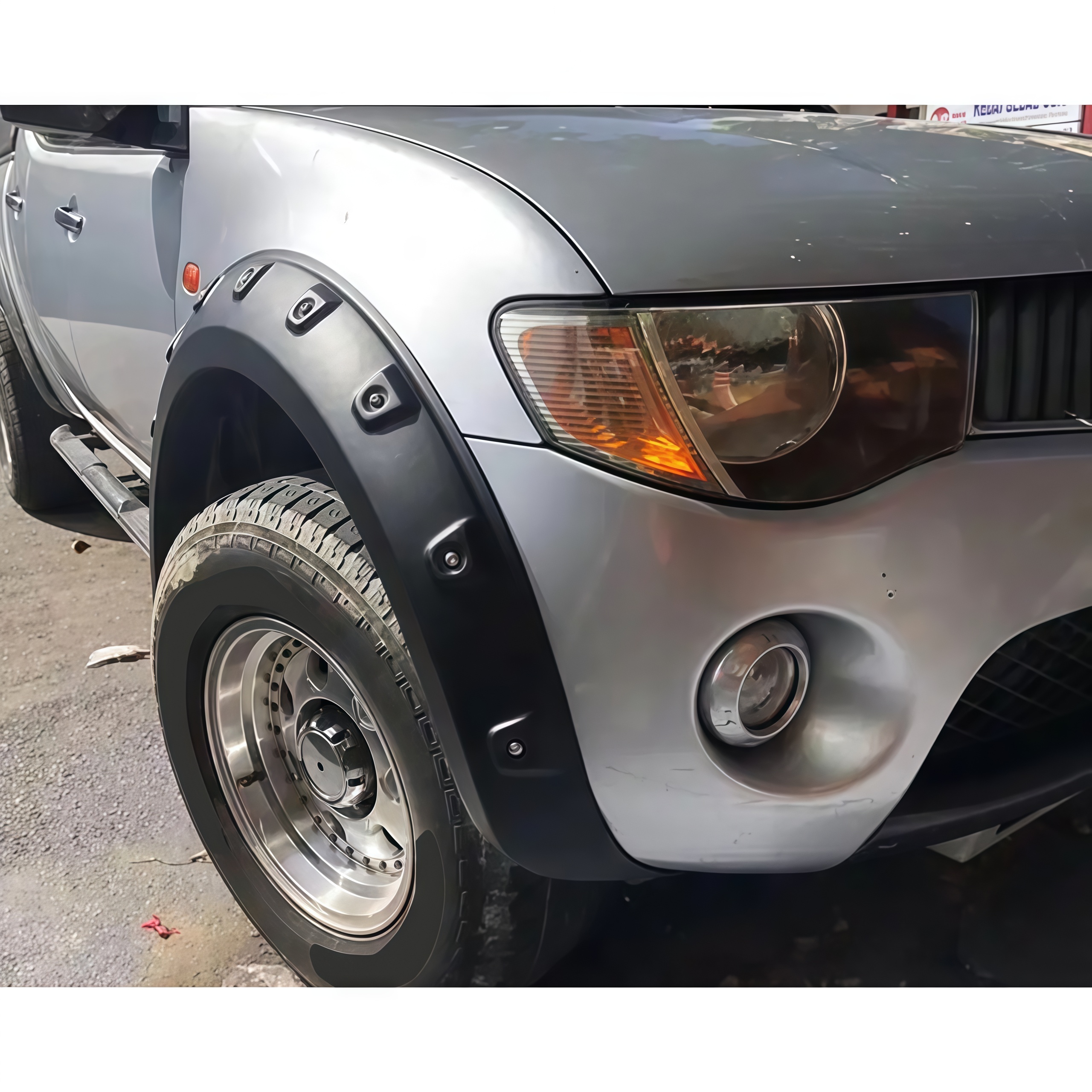 Pickup Trucks Car Accessories ABS Injection Wheel Arch Fender Flares for Mitsubishi Triton L200 2005-2015