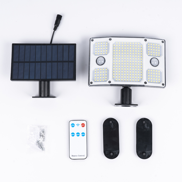 Dual-sensor solar split wall lights with  remote control