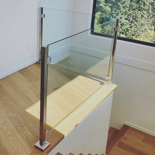 Stainless Steel Square Glass Clamp Square Post Railing