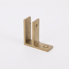 Abrazadera de vidrio a pared desplazada